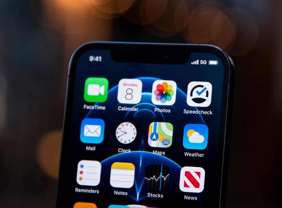 包头苹果手机维修分享为什么 iPhone 12 在冬季会自动关机 