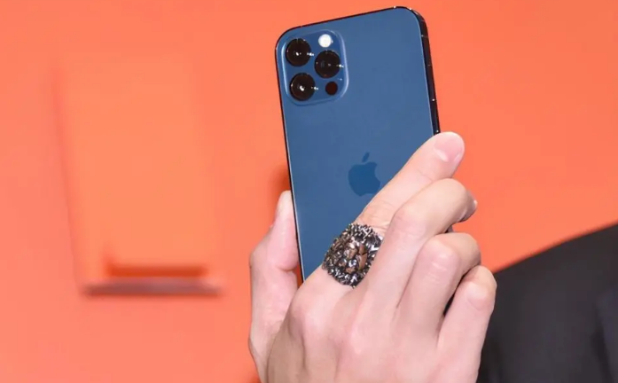 包头苹果手机维修分享iPhone12系列重启方法教程 
